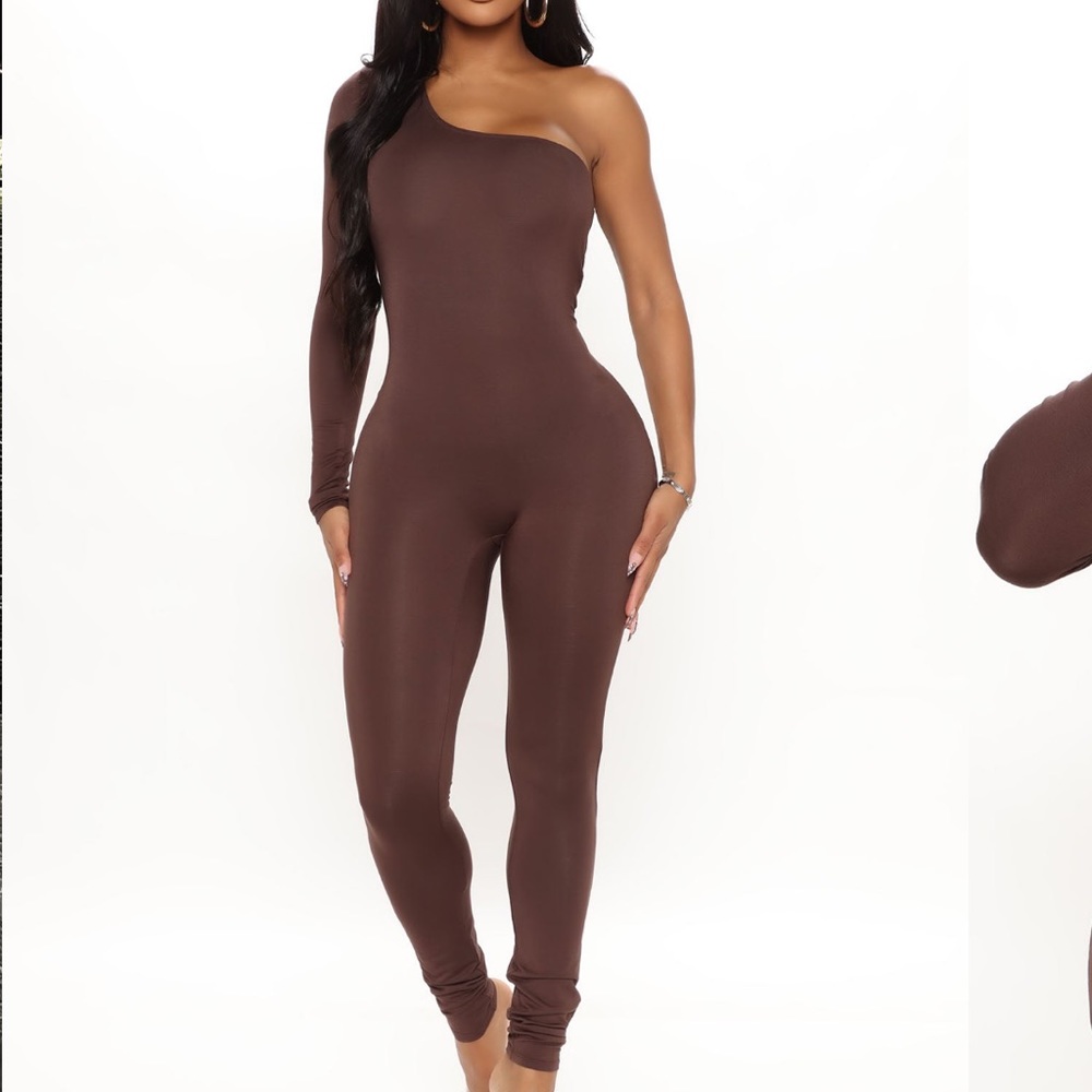 FASHION NOVA jumpsuit